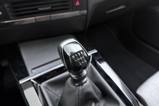 Opel Astra 1.2 Business Elegance 130pk | Navigatie | Climate Control | Stoel-Stuur-Voorruitverwarming | LED Verlichting | Camera | AGR Comfortstoel | Apple Carplay - Android Auto / 31