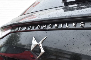 DS DS 7 E-Tense 225 EAT8 Automaat Rivoli  Lederen bekleding | Navigatie | adaptieve cruise controle | Airconditioning ECC | Carplay & Android Auto | SOH 100% | Zeer compleet | x / 15