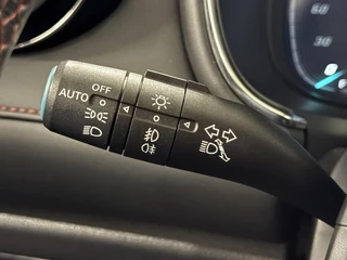 MG EHS 1.5 TGDI Luxury / 17