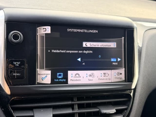 Peugeot 208 1.6 VTi Allure  | Navi | Bluetooth | Cruise | ECC | Regen- en Lichtsensor | Trekhaak / 48