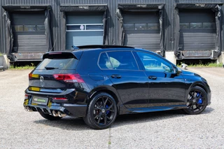 Volkswagen Golf 2.0 TSI R 4Motion  | PANO | AKRAPOVIC | DODE HOEK | STUURVERW | IQ-LIGHT | / 9