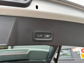Volvo XC40 Extended Range Plus 82 kWh Camera | ACC | Keyless / 24