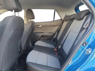 Kia Stonic 1.0T DynamicLine | Camera | Climate control | Apple Carplay / Android Auto | Cruise control | Parkeersensoren achter | Lichtmetalen velgen 16inch | / 19