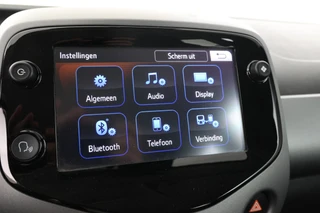 Toyota Aygo 1.0 VVT-i x-play  5 Deurs, Camera, / 23