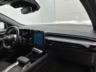 Renault Austral 1.3 Mild Hybrid 160 X-Tronic Techno | Trekhaak | Panodak | Stoel-/Stuurverwarming | 360 Camera | / 12