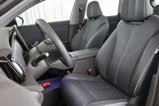 Voyah Courage Business Edition 80 kWh / 7