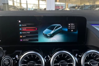Mercedes-Benz B-Class 250 e Star Edition AMG Line PANO | CAMERA | STOELVERW | KEYLESS | / 35