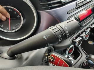 Alfa Romeo Giulietta 1.4 T SPORTIVA AUTOMAAT  Cruise Control | Clima | Parkeersensoren / 25