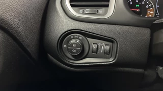 Jeep Renegade 1.0T Longitude CRUISE CARPLAY NAVI ECC DAB. / 25