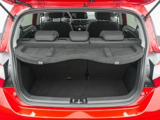 Hyundai i10 1.0 Comfort Smart 5p Private lease 339 pm! / 15