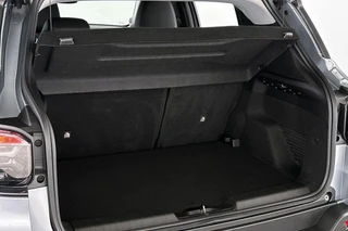 Jeep Avenger 1.2 e-Hybrid Summit Infotainment & Convenience Pack JBL Carplay / 10