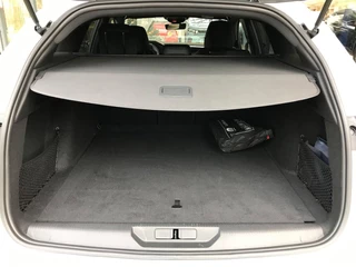 Peugeot 308 SW 1.2 Hybrid 145 e-DCS6 GT / 9