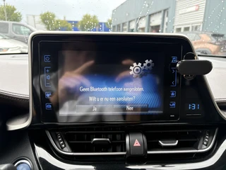 Toyota C-HR 1.8 Hybrid Executive / 19