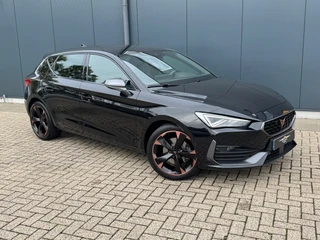 CUPRA Leon 1.5 eTSI Business Edition * Beats Audio * Navigatie * Camera * Stoelverwarming * / 26