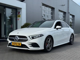 Mercedes-Benz A-klasse 200 AMG Edition Premium Plus * Camera * Carplay * 18 Inch / 19
