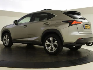Lexus NX 300h AWD Luxury Line Schuifdak | Mark Levinson / 8