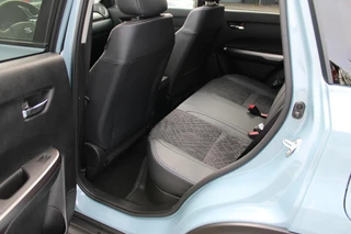 Suzuki Vitara 1.4 Boosterjet Smart Hybrid Style Automaat, Panoramadak, STIJL uitvoering! / 12