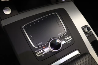 Audi Q5 55 TFSI e quattro Competition  B&O Panoramadak ACC PDC 24 Maanden garantie* (Vraag naar de voorwaarden) / 13