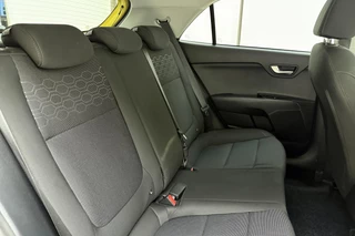 Kia Rio 1.0 T-GDi 100 PK | Automaat | Trekhaak | Stoelverwarming | Mirror Screen | Stuurverwarming | Start/stop | Climate Control | Parkeersensor | 1e eigenaar | Android/Apple carplay | Cruise control | Shift lock release / 16