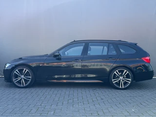 BMW 3 Serie Touring BWJ 2019 330i 252 PK High Executive M-SPORT AUTOMAAT | PANO | LEDER | STOELVERW. | NAVI | CLIMA | CRUISE | FULL LED | 19" LMV | CAMERA | PDC | / 7
