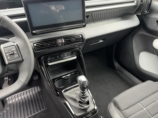 Citroen C3 1.2 Turbo 100pk Max | Apple Carplay/Android Auto | Cruise Control | Dab Ontvanger | Verwarmde Voorstoelen | lichtmetalen velgen 17 Inch / 18
