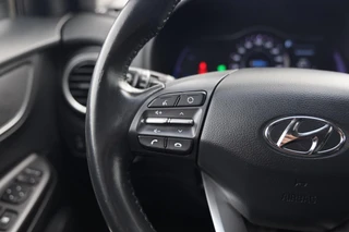 Hyundai Kona EV Fashion 64 kWh|Krell Audio|HUD|Camera|Carplay|SOH 94% / 20