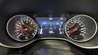 Jeep Compass 1.4 MultiAir Limited 4x4 PANO NAVI ECC CRUISE DAB. / 26