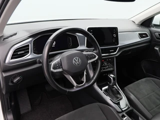 Volkswagen T-Roc 1.5 TSi 150 Pk Automaat Style | Carplay | IQ.Light LED | Panoramadak | Virtual Cockpit | Adaptive Cruise | 17 Inch / 4