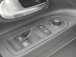 Volkswagen Up! 1.0 BMT high up! 85PK Cruise| BT| Camera| NL Auto / 17