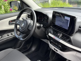 Suzuki Swift Select 1.2 Smart Hybrid 82PK / 16