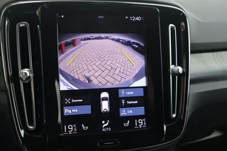 Volvo XC40 T5 Recharge Plus Dark | Stoelverwarming | Trekhaak | Parkeercamera | Leder | H/K | Pilot Assist | BLIS | Keyless / 32