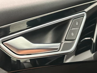 Audi Q4 e-tron 50 quattro Advanced edition 77 kWh | Trekhaak | Head-Up | 93,77 % SOH| Stoelverwarming | Adaptieve Cruise/Control | / 16