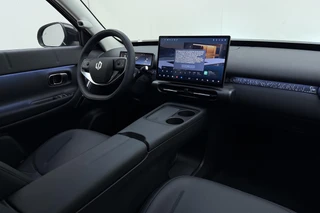 Leapmotor B03X ProMax Design 53 kWh 382KM WLTP l Hoge Zit & Verrassend Ruim! l Stoel- en Stuurwielverwarming l 360 Camera l Wireless Apple Carplay & Android Auto l Full-LED l 14,6'' Display l 18'' Lichtmetalen Velgen / 16