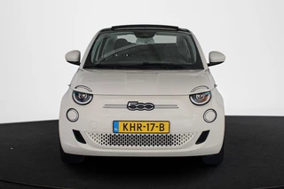 Fiat 500 C Icon 42 kWh Stoelverwarming 17'' Diamantfinish Velgen Cruise control / 15