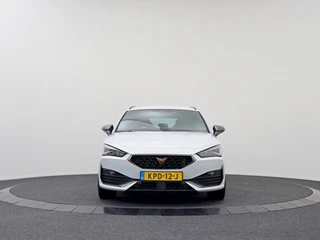 CUPRA Leon Sportstourer 1.4 e-Hybrid Business Adaptief / 12