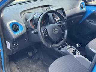 Toyota Aygo JOY 5-DEURS AUTOMAAT LICHTMETALEN VELGEN CAMERA CLIMA / 4