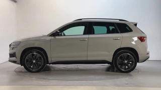Skoda Karoq 1.5 TSI 150pk ACT Sportline Business Camera Stoelverwarming Sfeerverlichting / 14