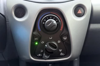Citroen C1 1.0 e-VTi Feel | 5-deurs | Airco | Getint glas | Bluetooth | Elektrische ramen voor | Slechts 63.027 km / 20