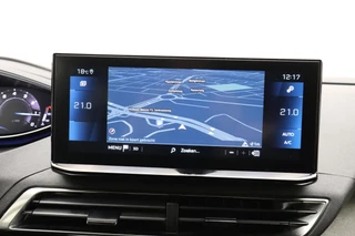 Peugeot 3008 1.2 PureTech GT  Trekhaak | Stoelverwarming Voor | Adaptief Cruise Control | Dodehoek Detectie | Lendensteun | Parkeer Sensoren rondom | / 28