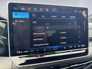 Volkswagen Golf 1.5 eHybrid GTE / 5JR Garantie / Pano / Trekhaak / 360 / HUD / DCC / Matrix / 31