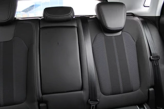 Opel Grandland 1.2T 130PK  | Winterpack | Cruise control | Bluetooth | Parkeersensoren / 25