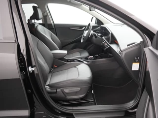 Kia Niro 1.6 GDi Hybrid DynamicLine  - Navigatie - Achteruitrijcamera - Apple & Android Carplay - Climate Control - -Fabrieksgarantie tot 04-2032 / 42
