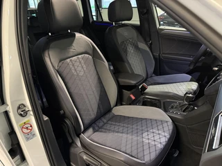 Volkswagen Tiguan 1.5 TSI R-Line Pano Head-up Trekhaak VOL! / 35