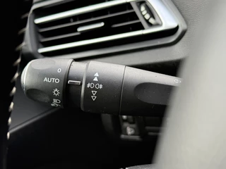 Peugeot 308 BWJ 2020 1.2 111 PK Blue Lease Executive PANO | LANE ASSIST | CARPLAY + ANDOID | NAVI | CLIMA | CRUISE | LMV | PDC / 13