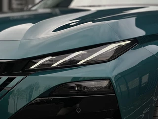 Peugeot 308 1.2 Hybrid 145 e-DCS6 Allure | Adaptive Cruise Control | Stoelverwarming | Climate Control | Parkeercamera/-sensoren | Navigatie | Apple Carplay/Android Auto | Full LED | Draadloze telefoonlader | / 7
