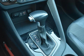 Kia Niro 1.6 GDi Hybrid DynamicLine | Trekhaak | Camera | Carplay | / 20