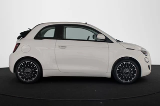 Fiat 500 C Icon 42 kWh Stoelverwarming 17'' Diamantfinish Velgen Cruise control / 31