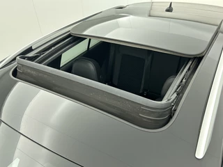Volkswagen T-Roc 1.5 TSI R Line | Schuifdak | Camera | Navi | Virtual Dash | Stoelverw. | Adaptive Cruise / 29