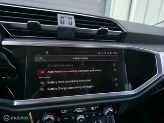 Audi Q3 45 TFSI e S-Line / Pano / Leder / El.Trekh. / Camera / 26
