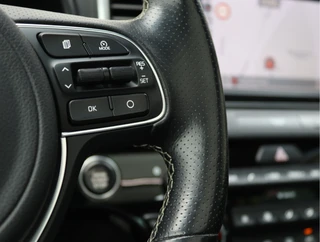 Kia Sportage 1.6 T-GDI 4WD GT-Line  | Trekhaak | Pano | Leder | Camera | JBL / 44